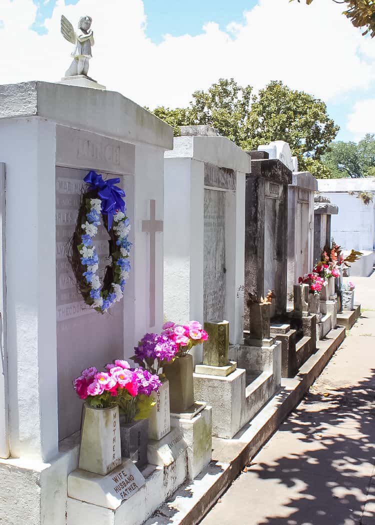 3 Days in New Orleans - Lafayette Cemetery 1 - restored tombs with flowers