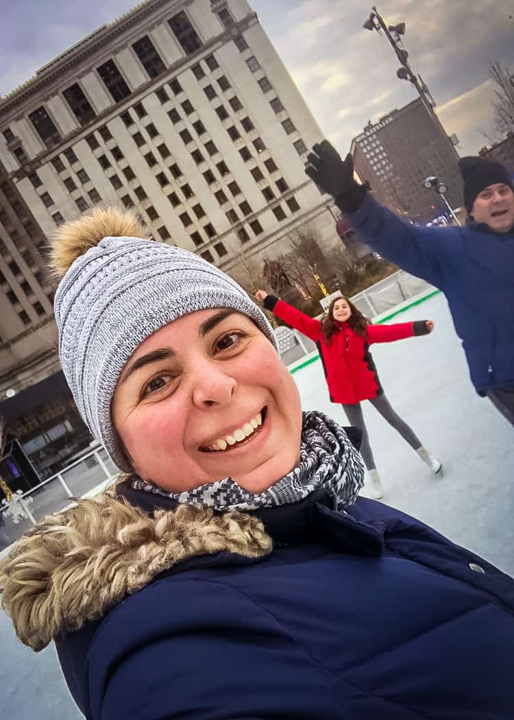 Cleveland-Public-Square-Skating