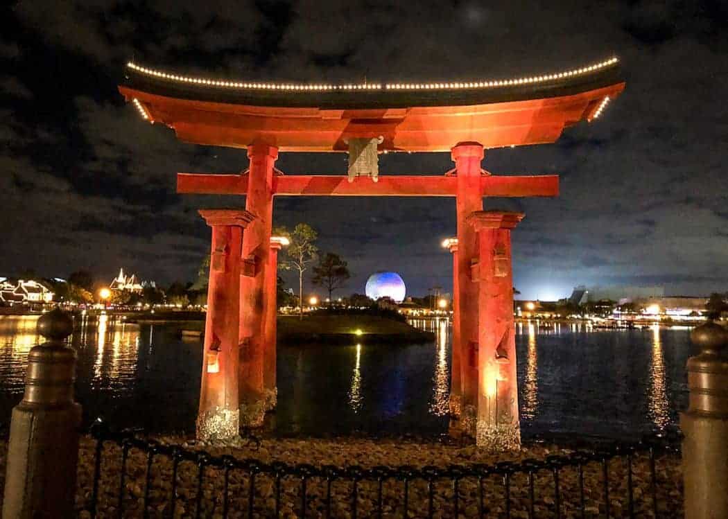 runDisney-5K-run-through-Epcot-Japan