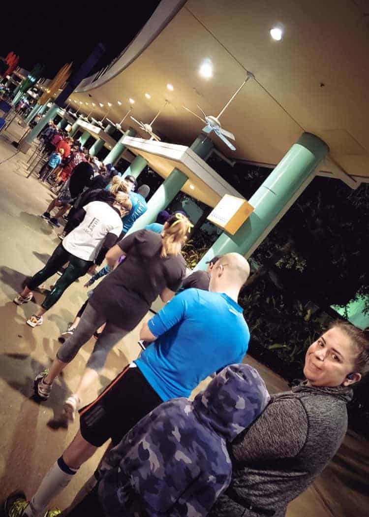 runDisney-line-up-at-resort-to-get-onto-shuttle-bus