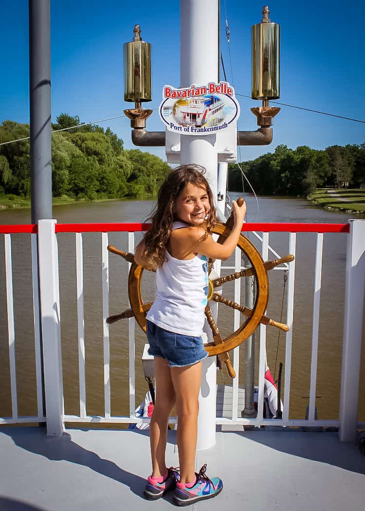 Frankenmuth-Bavarian-Belle-with-girl-steering-ship